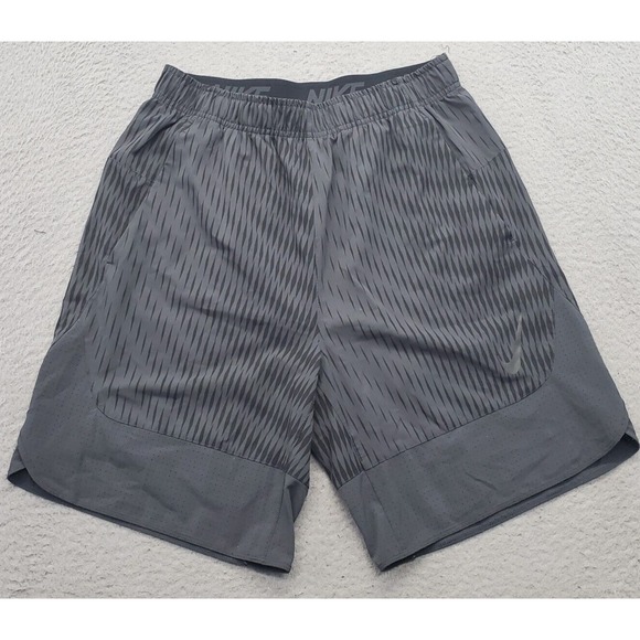 Nike Shorts Mens M Multi Textured Slash Pocket Elastic Waist Pull On Performance - Picture 1 of 8